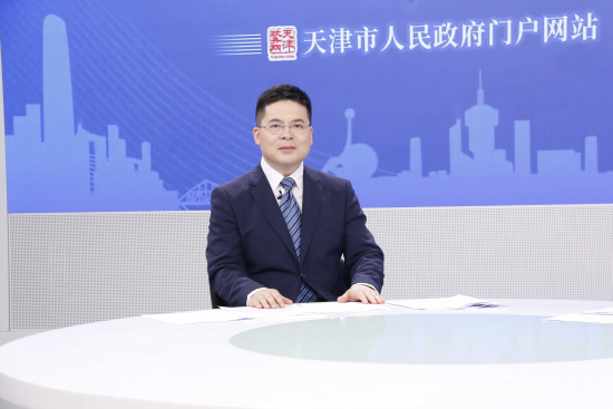 何智能：本市提升一体化政务服务效能访谈